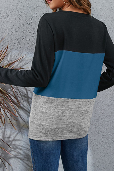 Well Tailored Top with a Graceful Silhouette