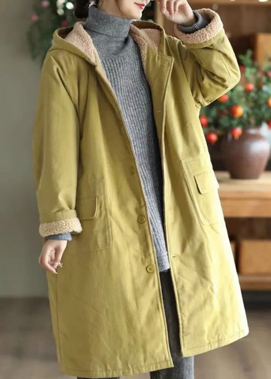 Elegantly Styled Coat for Everyday Wear