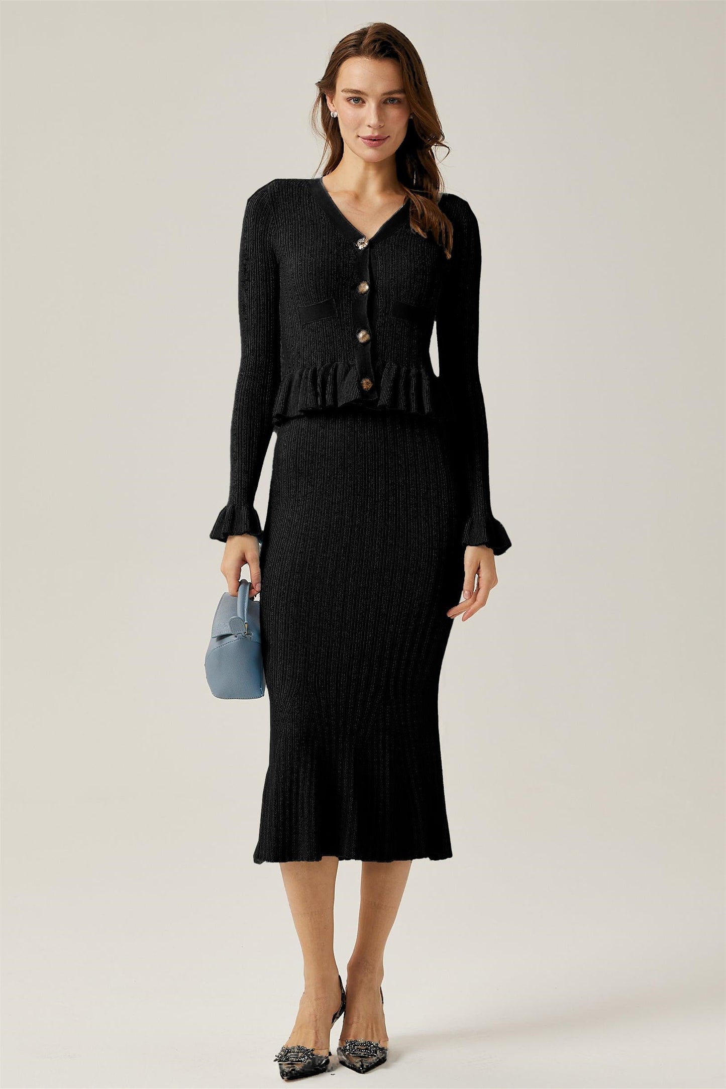 Effortlessly Elegant Garment with a Timeless Design