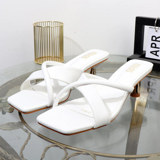 Well Tailored Sandals with a Graceful Silhouette