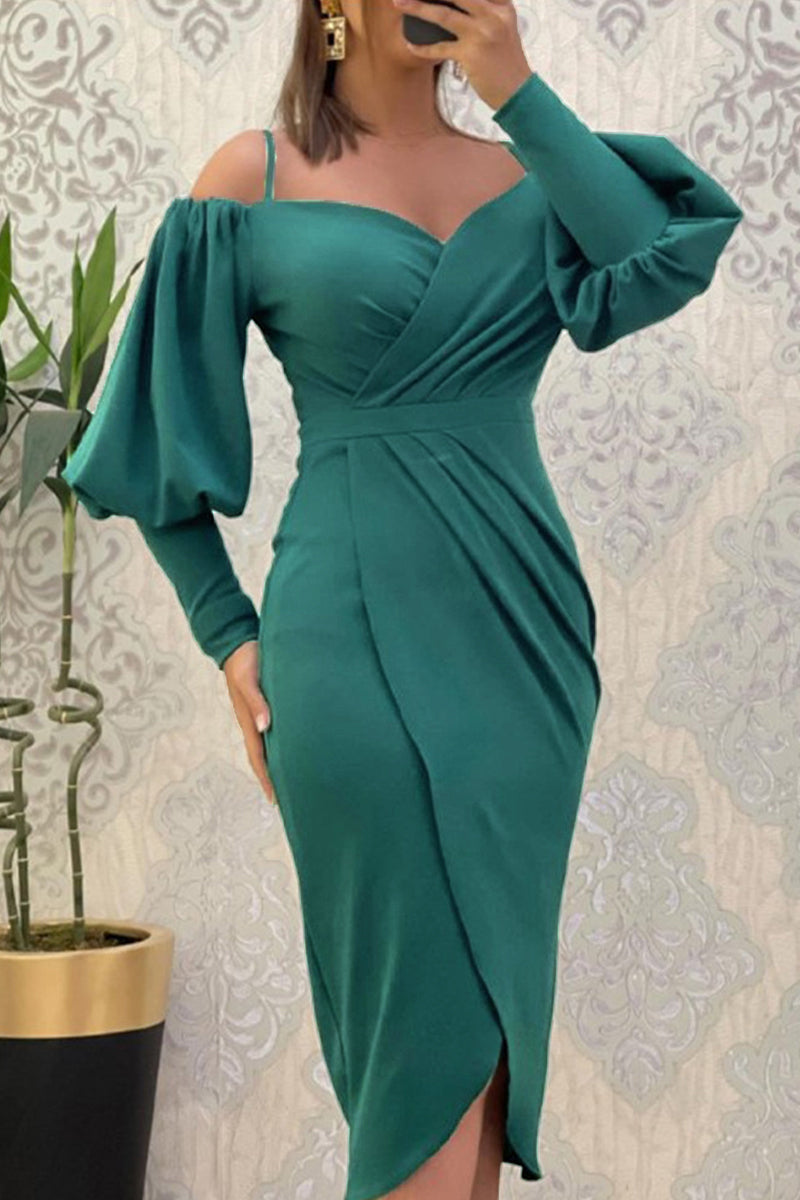 Beautifully Crafted Dress in a Classic Style