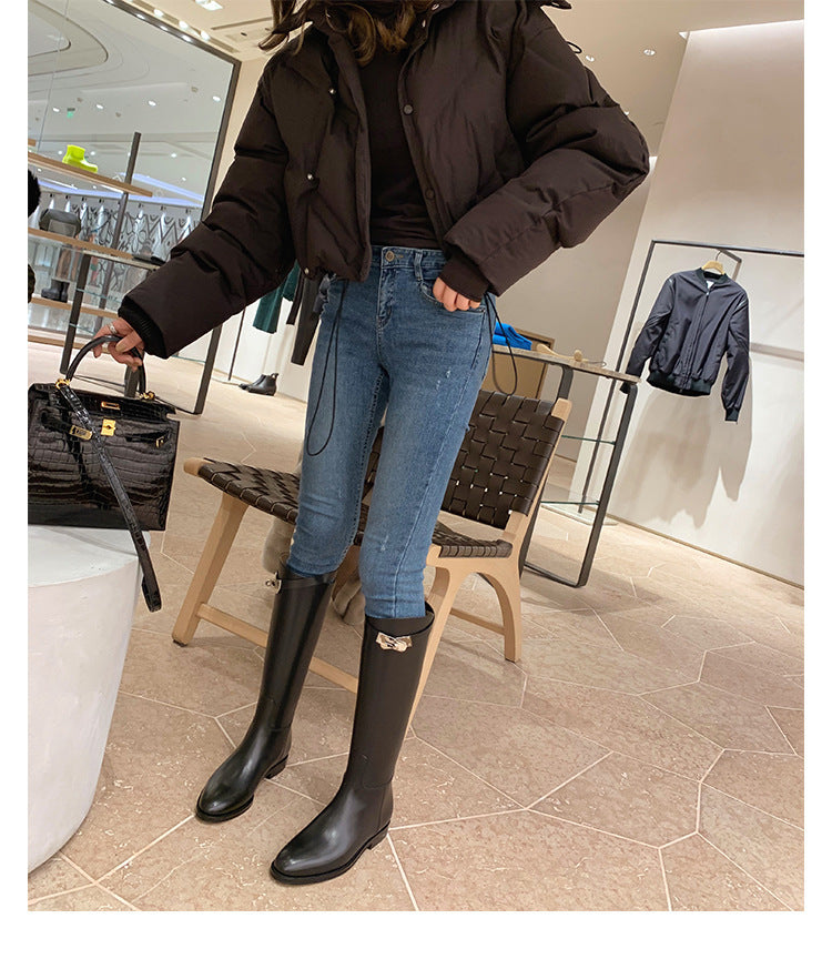 Polished Boots with an Effortless Classic Look