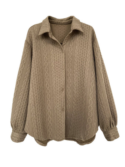 Sophisticated Blouse with a Clean Classic Look
