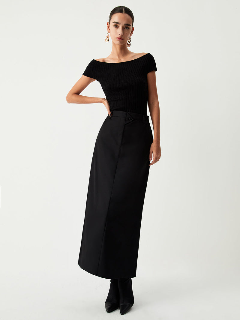 Sophisticated Top with a Clean Classic Look