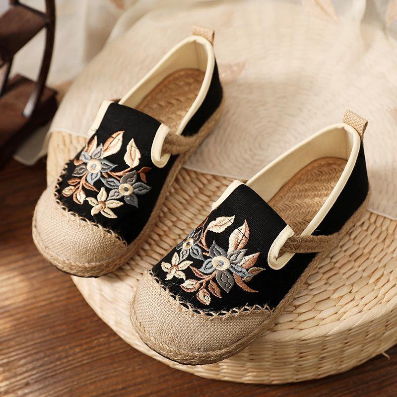 Polished Shoes with an Effortless Classic Look