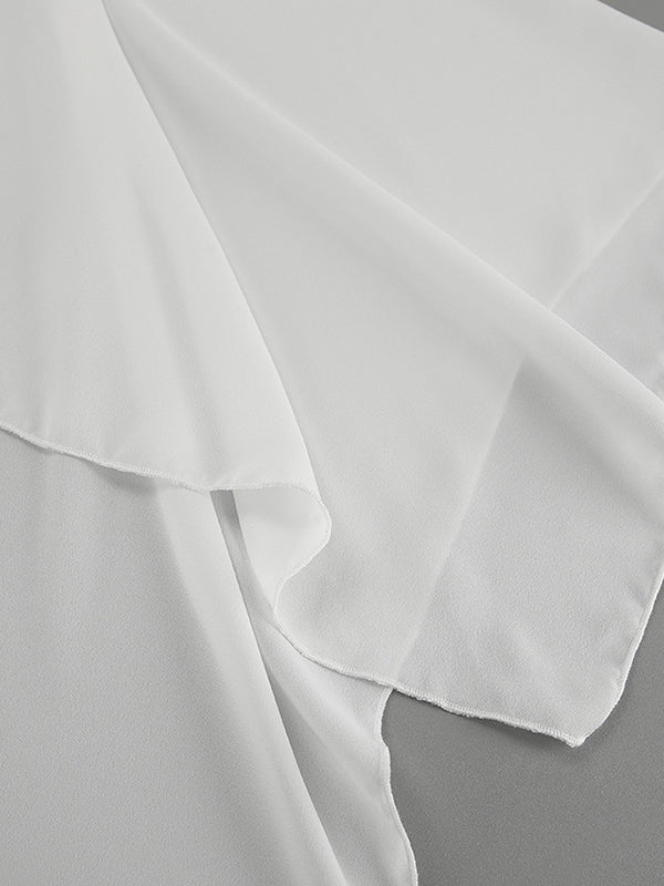 Well Tailored Blouse with a Graceful Silhouette