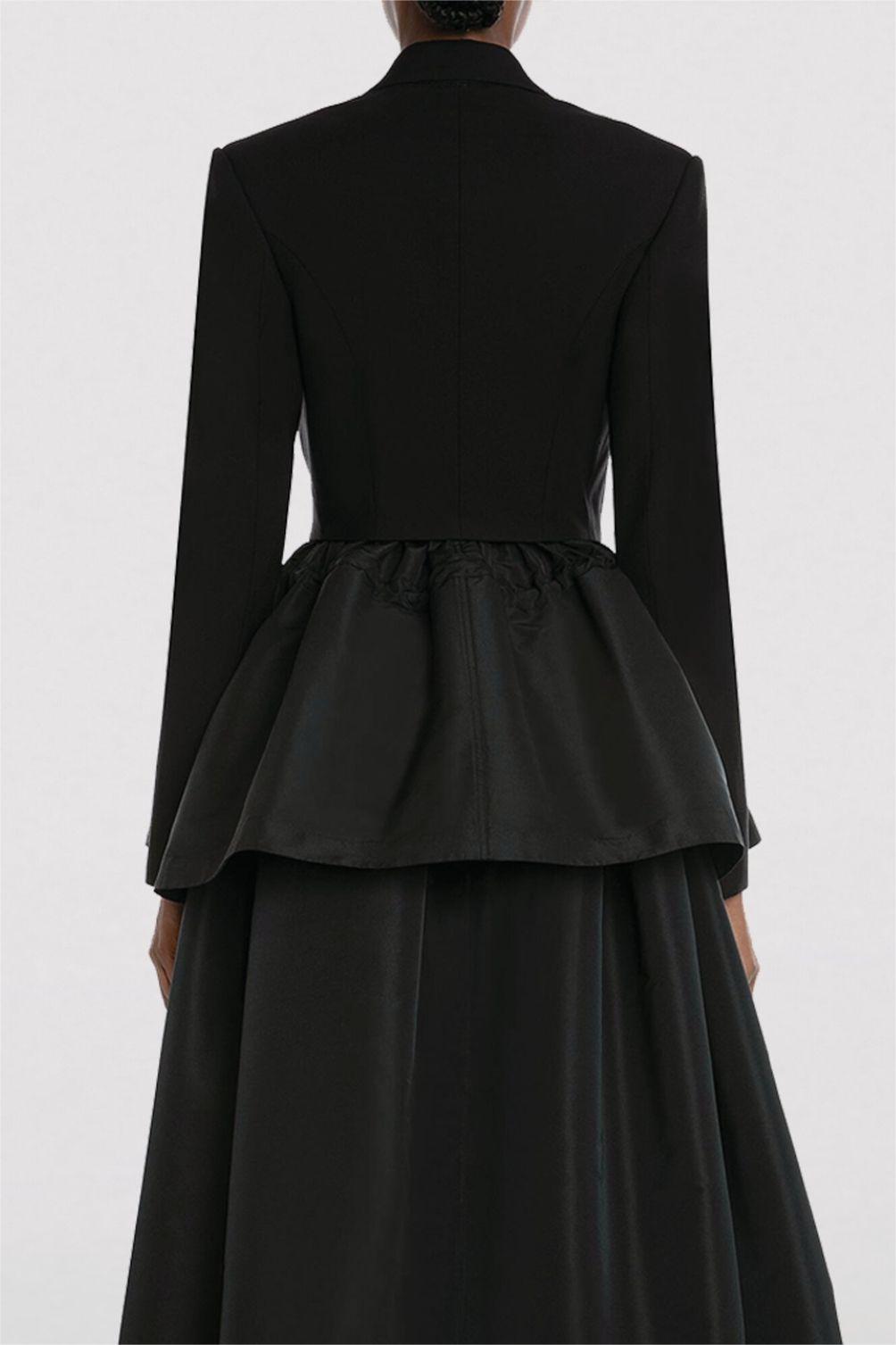 Sophisticated Garment with a Clean Classic Look