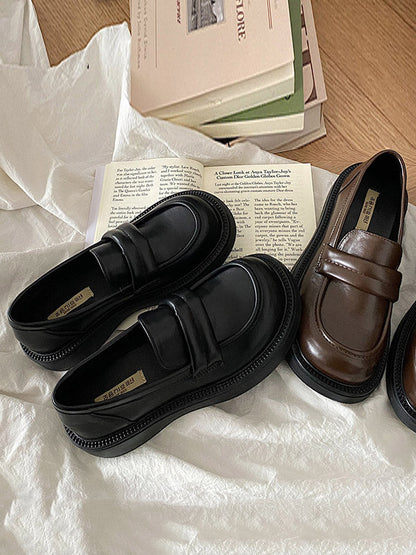 A Vintage Style Shoes with Delicate Timeless Details