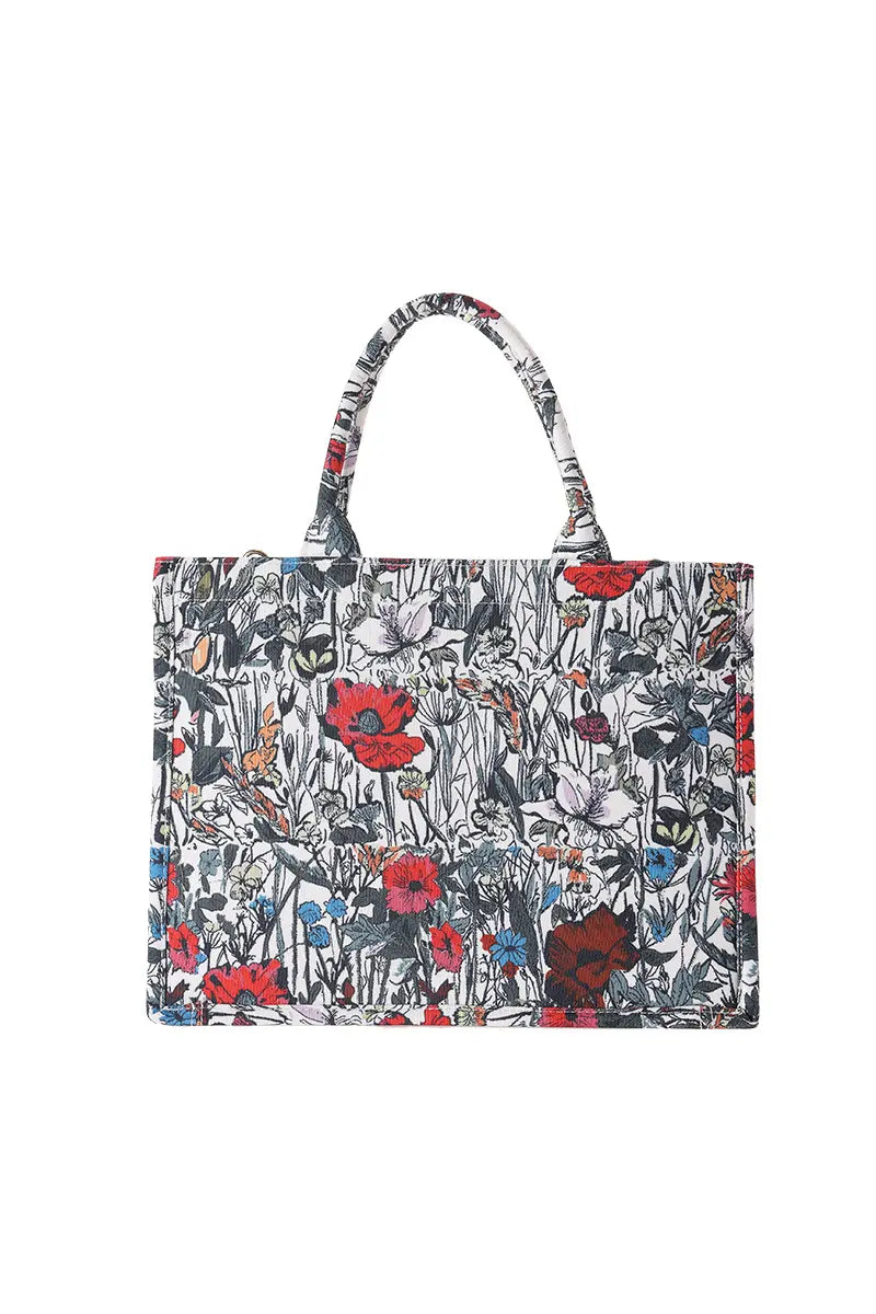 Effortlessly Elegant Bag with a Timeless Design