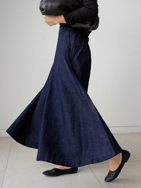 Effortlessly Elegant Pants with a Timeless Design