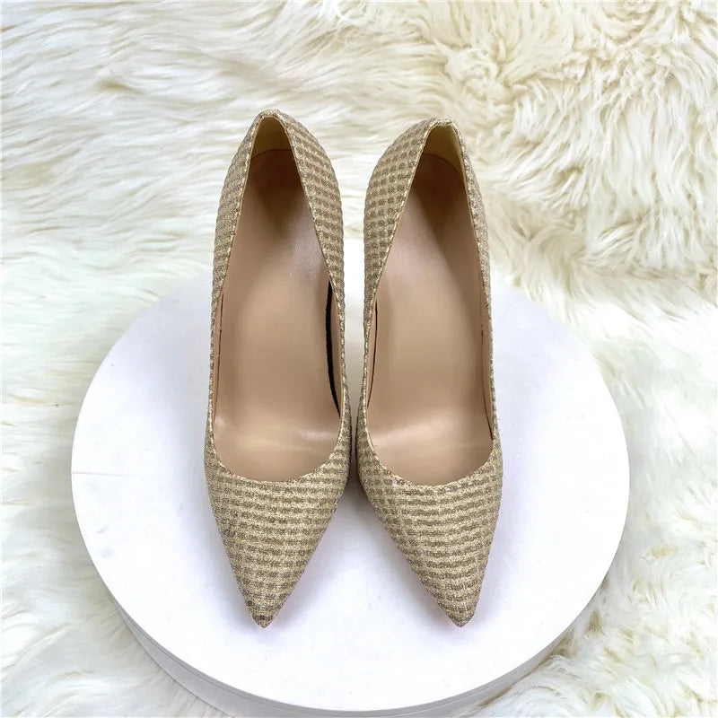 Well Tailored Heels with a Graceful Silhouette