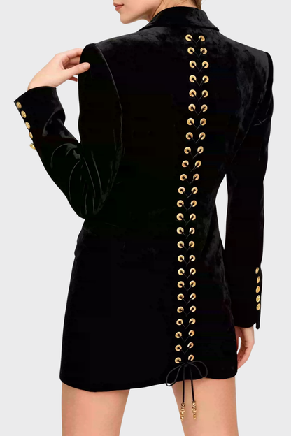 Sophisticated Garment with a Clean Classic Look