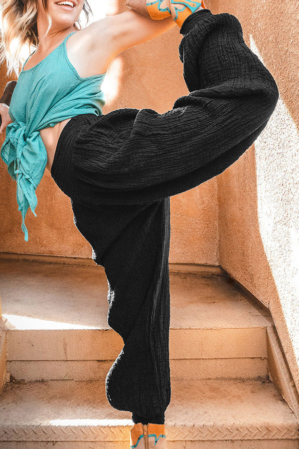 Polished Trousers with an Effortless Classic Look