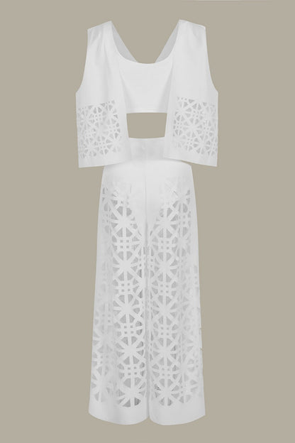Classic Vintage Garment with a Flattering Fit