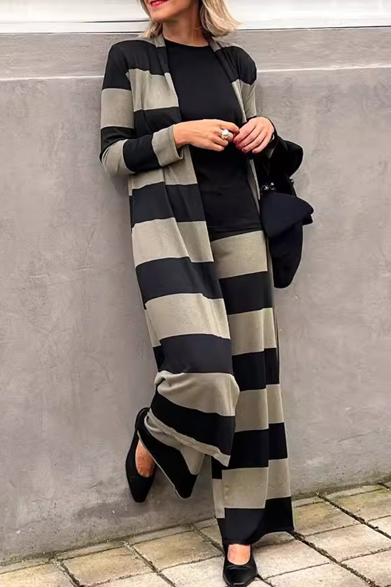 Classic Vintage & Enduringly Stylish Cardigan