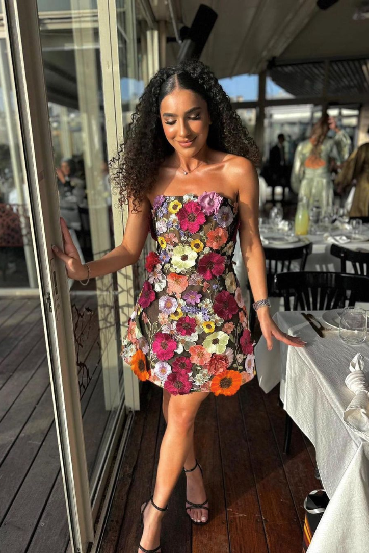Classic Vintage & Enduringly Stylish Dress