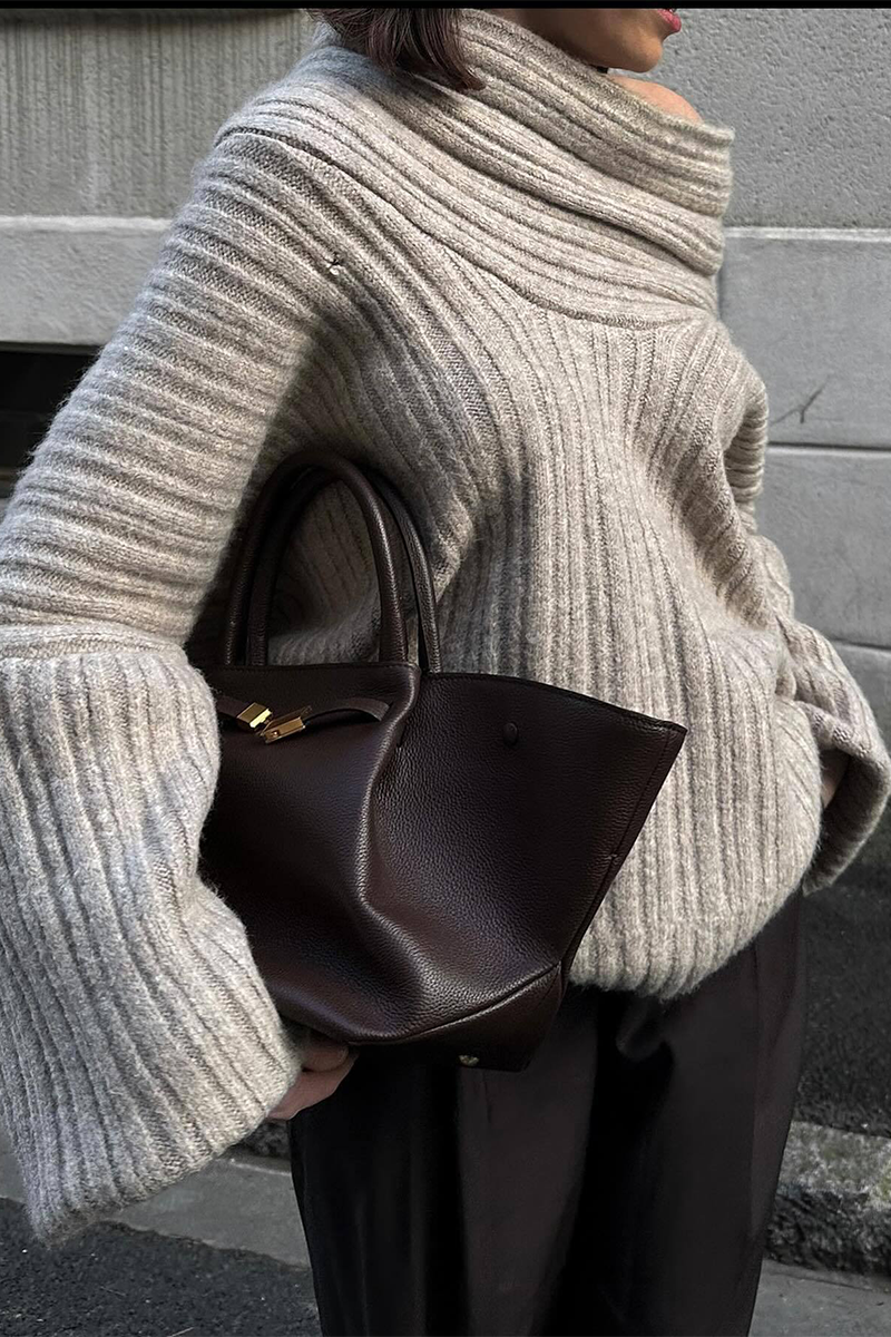 Beautifully Finished Sweater in a Timeless Design