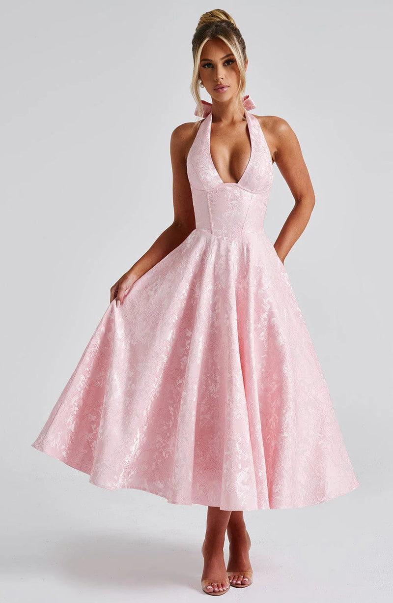 Beautifully Crafted Garment in a Classic Style