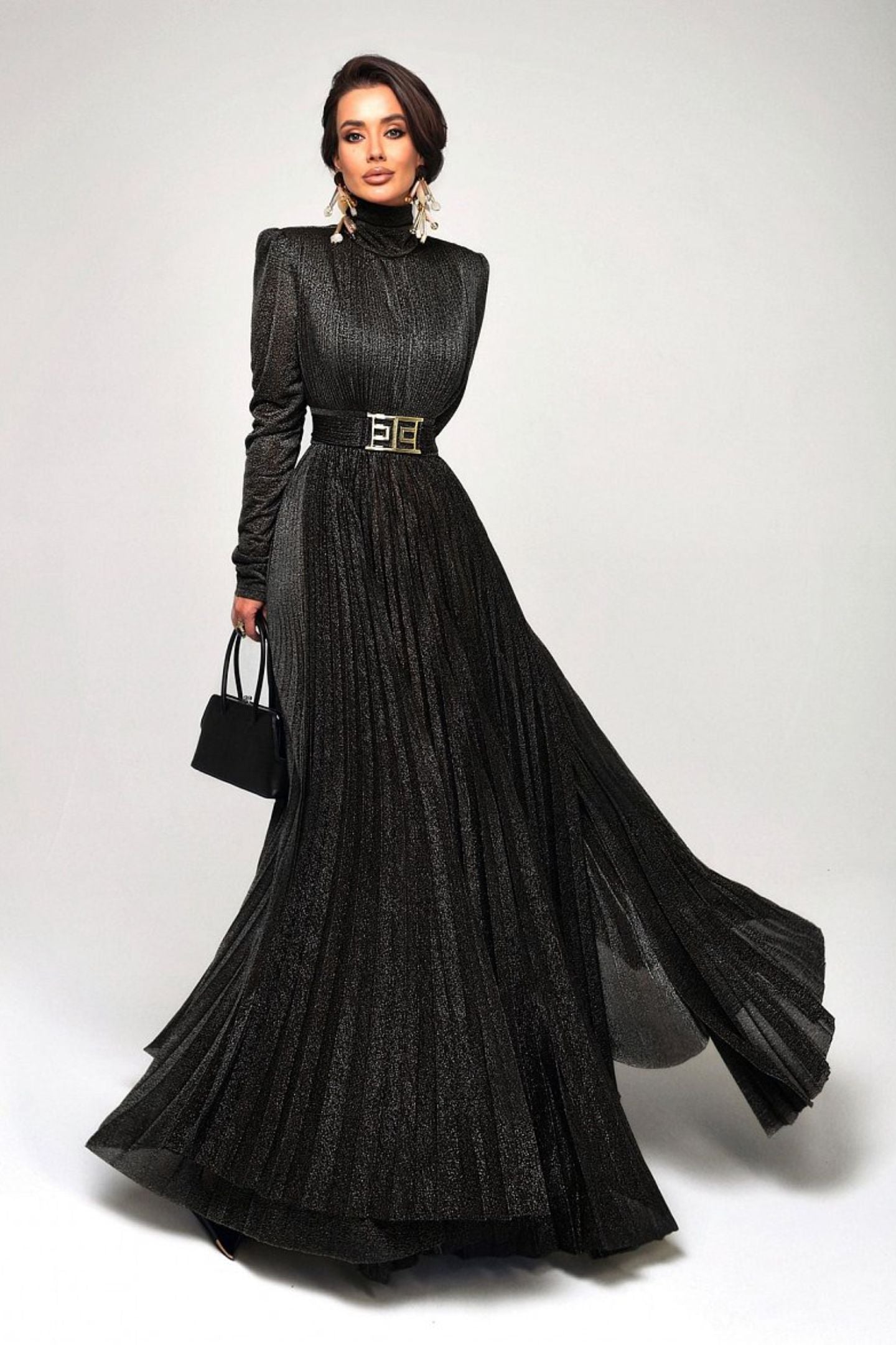 Sophisticated Dress with a Clean Classic Look