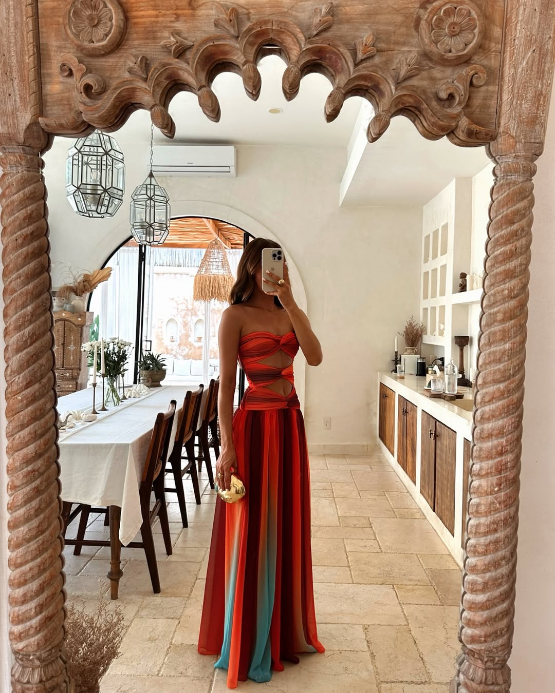 Gracefully Styled Dress for Any Occasion