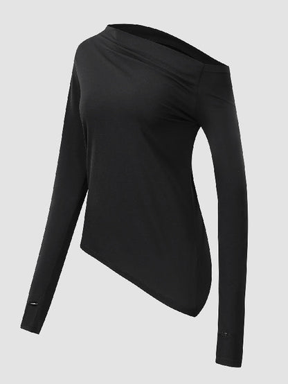 Well Tailored T-Shirt with a Graceful Silhouette