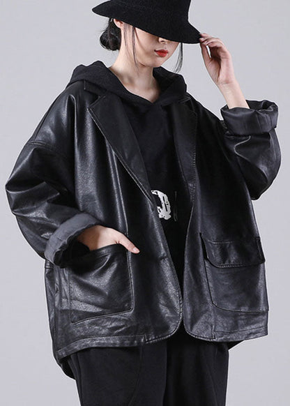 Elegantly Styled Coat for Everyday Wear