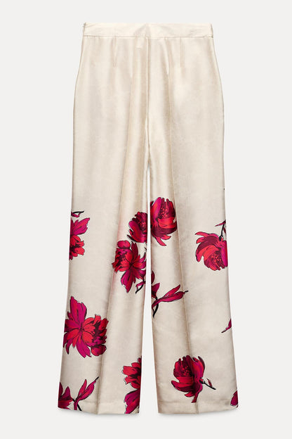 Beautifully Finished Garment in a Timeless Design