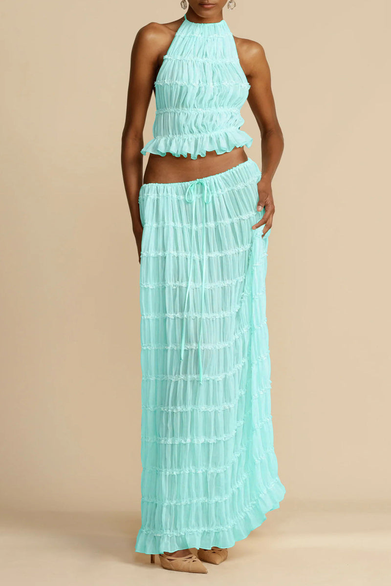 Sophisticated Garment with a Clean Classic Look