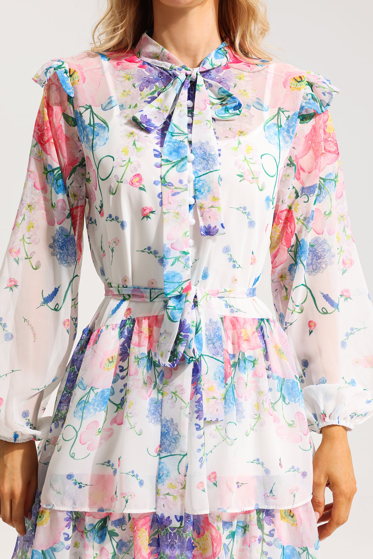 Beautifully Crafted Dress in a Classic Style