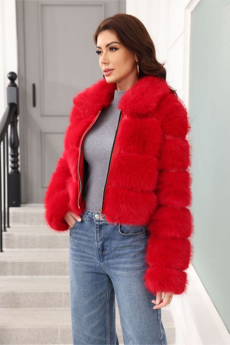 Beautifully Finished Coat in a Timeless Design