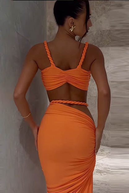 Well Tailored Garment with a Graceful Silhouette