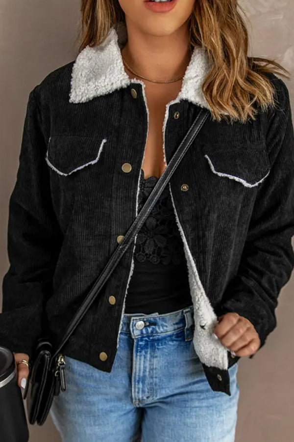Elegantly Styled Jacket for Everyday Wear