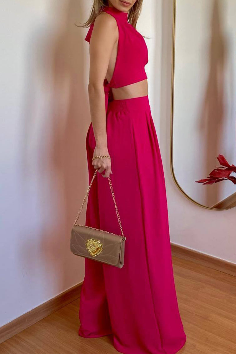 Effortlessly Elegant Garment with a Timeless Design