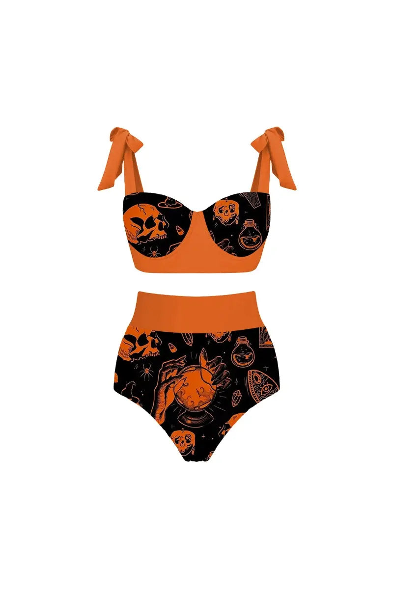 Beautifully Finished Bikini in a Timeless Design