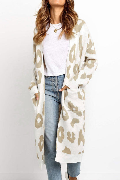 Effortlessly Elegant Cardigan with a Timeless Design