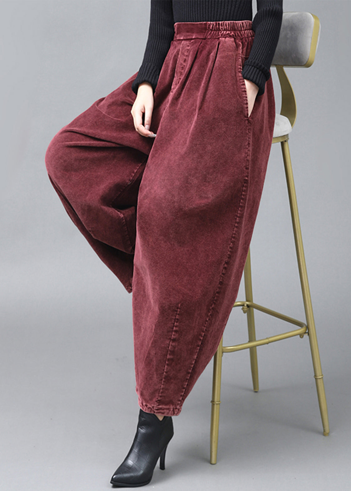 Classic Vintage Pants with a Flattering Fit