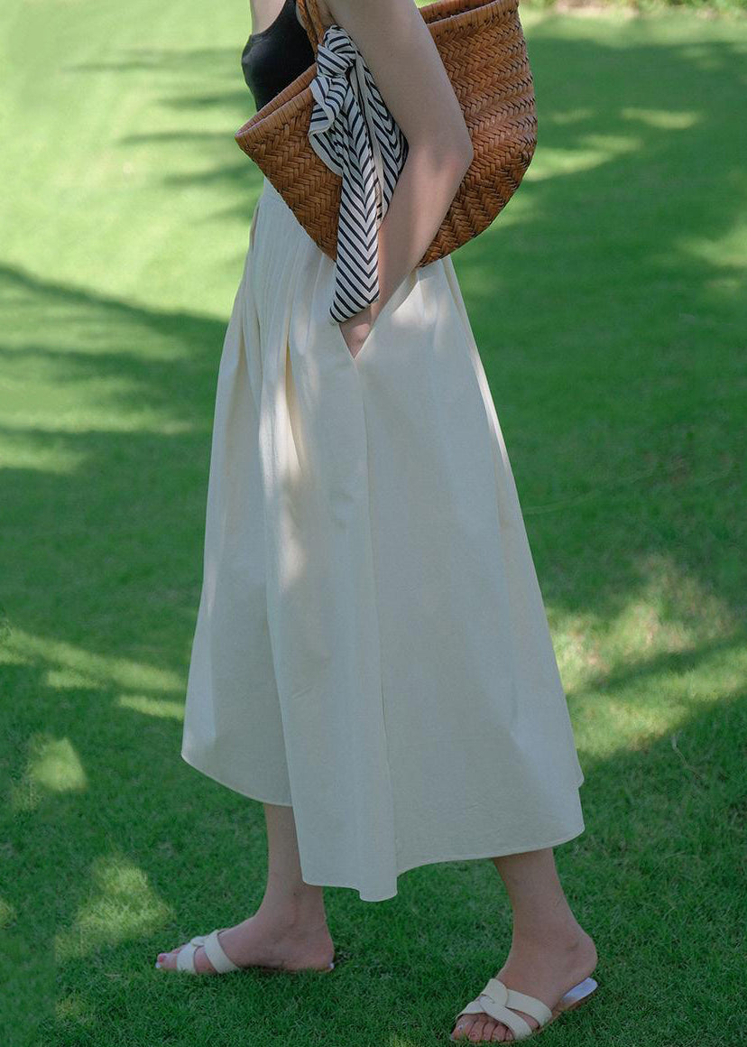 Effortlessly Elegant Garment with a Timeless Design