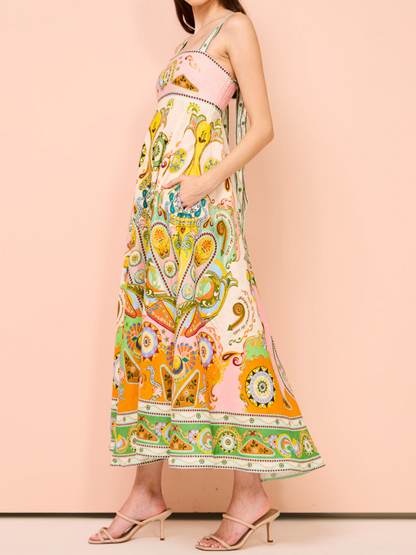 Sophisticated Dress with a Clean Classic Look