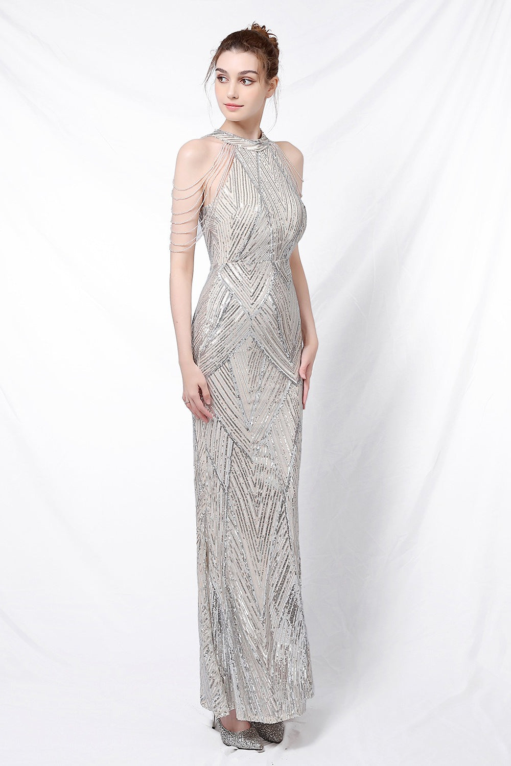Classic Vintage Dress with a Flattering Fit