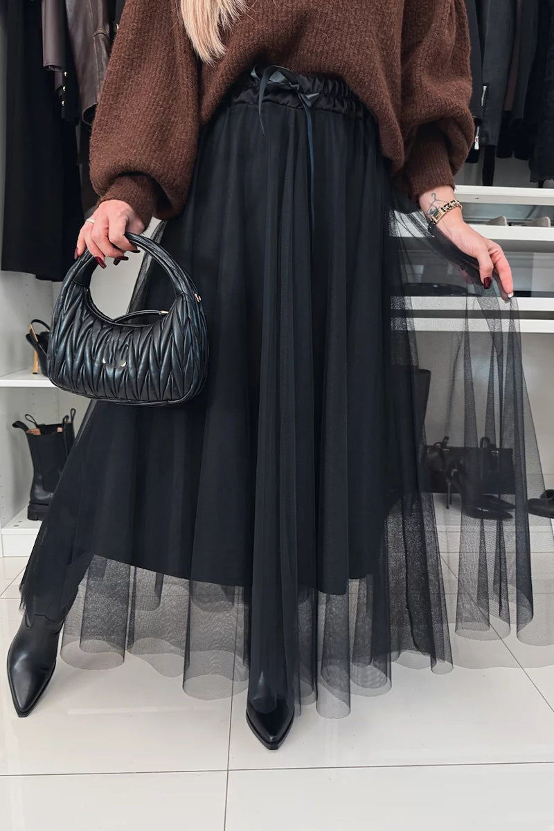 Beautifully Finished Garment in a Timeless Design