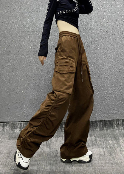 Effortlessly Elegant Pants with a Timeless Design