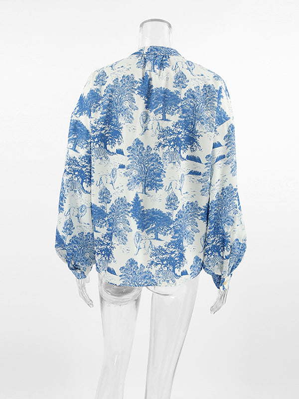 Sophisticated Blouse with a Clean Classic Look