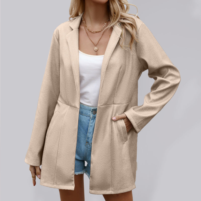 Effortlessly Elegant Garment with a Timeless Design
