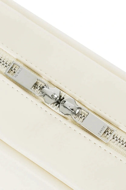 Elegantly Styled Bag for Everyday Wear