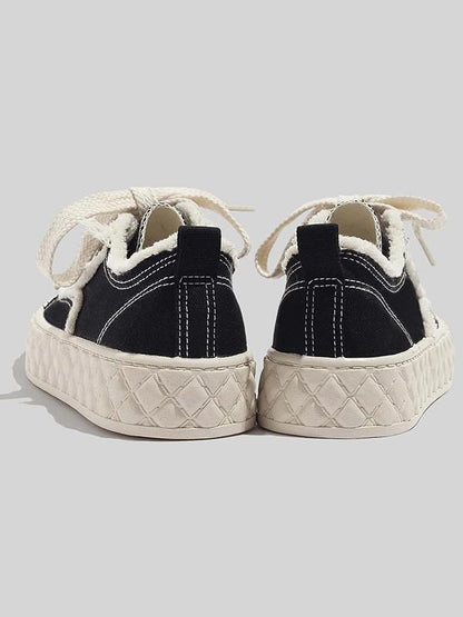 Polished Shoes with an Effortless Classic Look