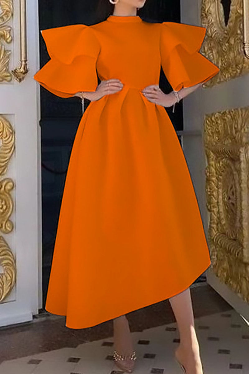 Well Tailored Dress with a Graceful Silhouette
