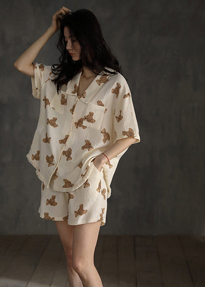 Well Tailored Garment with a Graceful Silhouette