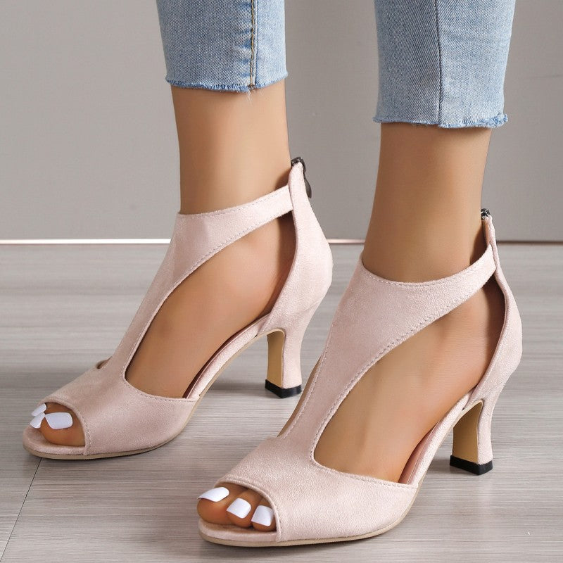 Polished Shoes with an Effortless Classic Look