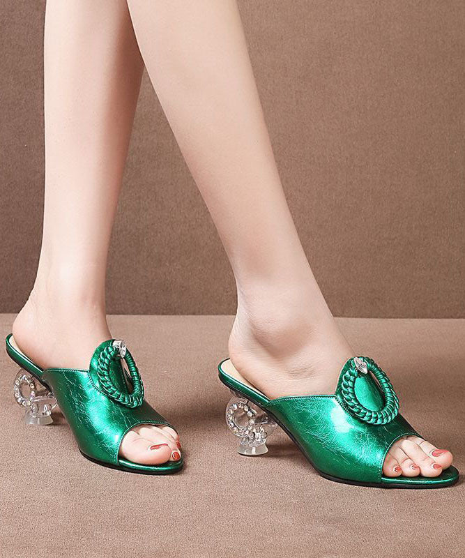 Classic Vintage Heels with a Flattering Fit