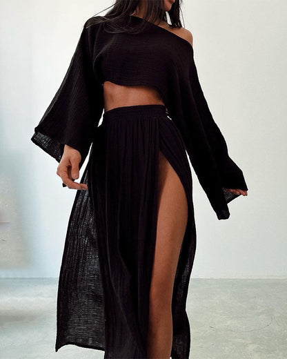 Effortlessly Elegant Garment with a Timeless Design